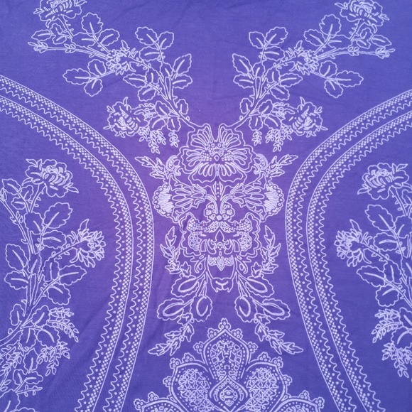 Reitmans Dressy T-Shirt Floral Details - Picture 2 of 6